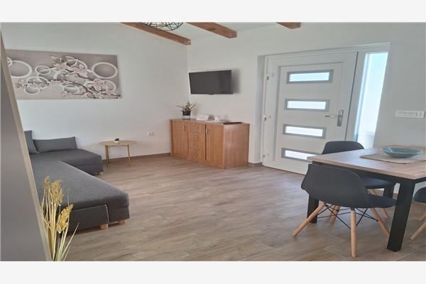 Apartment A4, for 3 persons