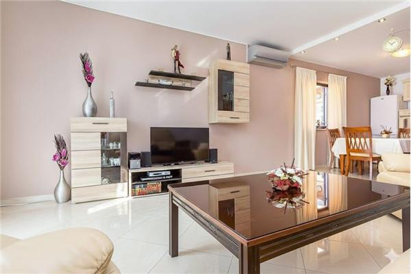 Apartment A1, for 8 persons