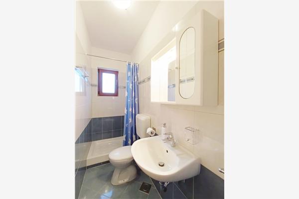 Apartment A1, for 8 persons