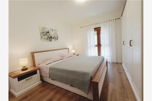Apartment A1, for 8 persons