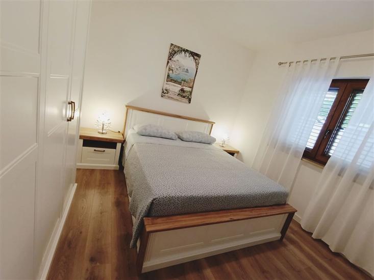 Apartment A1, for 8 persons