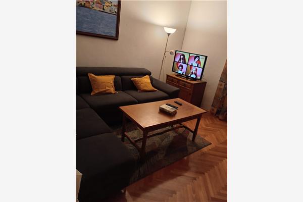 Apartment A1, for 5 persons