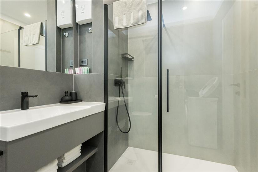 Apartment A1, for 6 persons