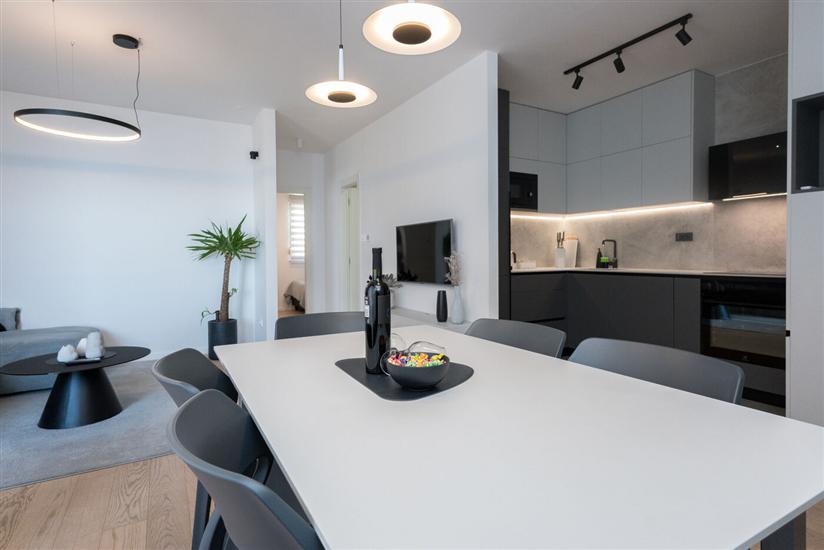 Apartment A1, for 6 persons