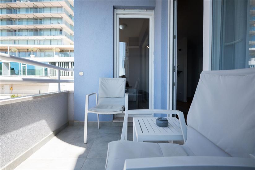 Apartment A1, for 6 persons