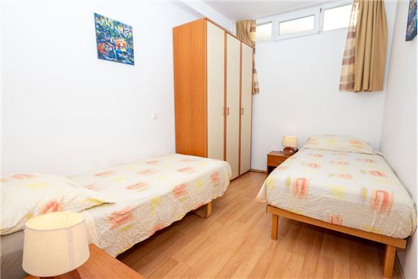 Apartment A2, for 4 persons