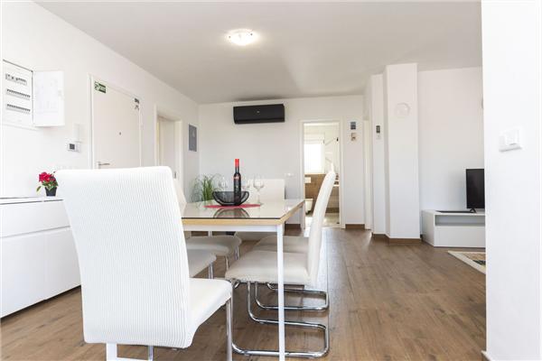 Apartment A1, for 4 persons