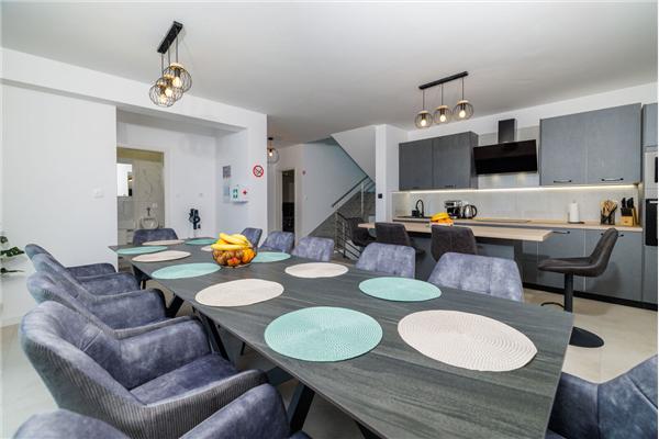 House K1, for 11 persons