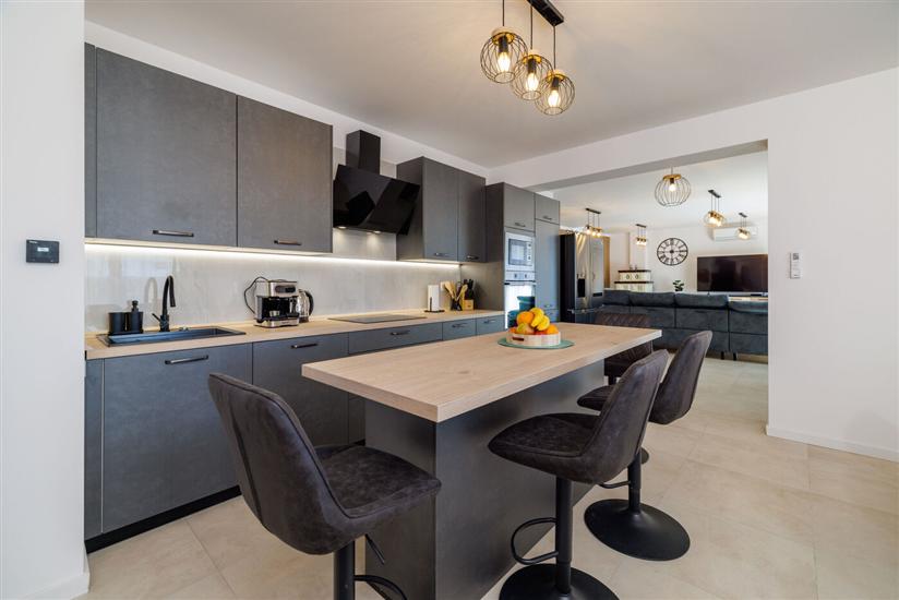 House K1, for 11 persons