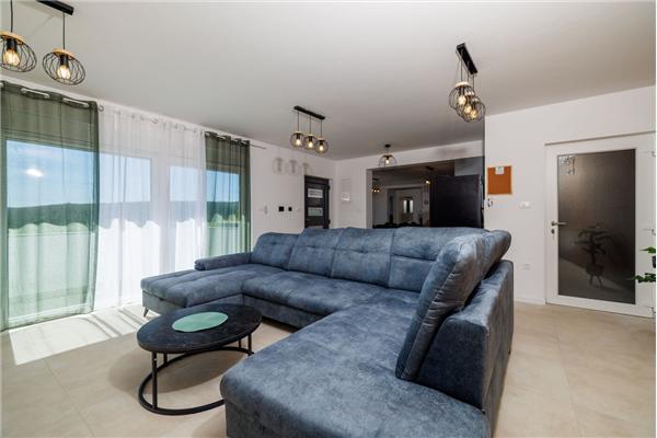 House K1, for 11 persons