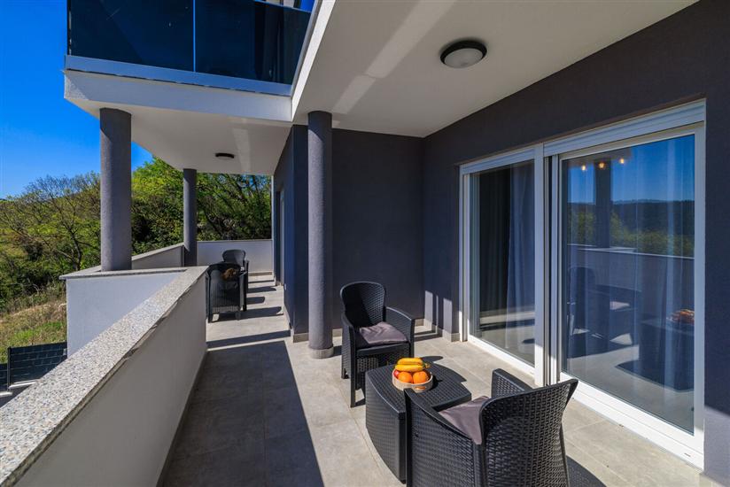 House K1, for 11 persons