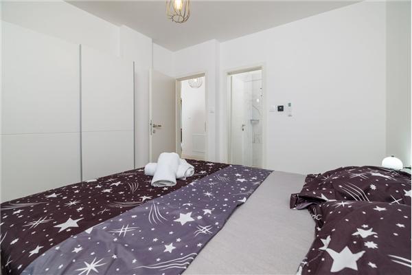 House K1, for 11 persons