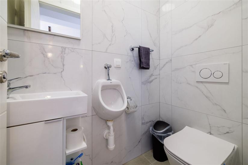 House K1, for 11 persons