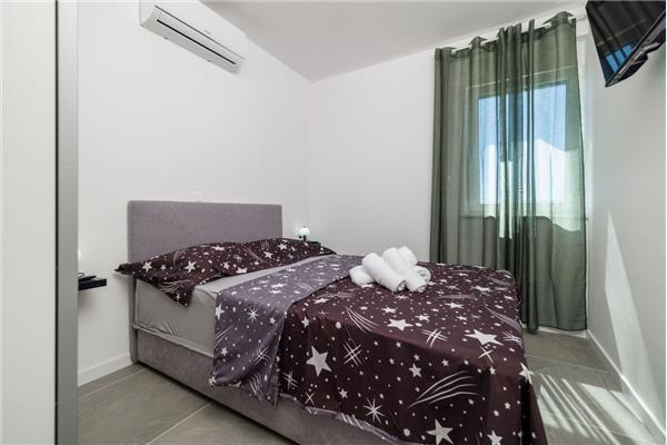 House K1, for 11 persons