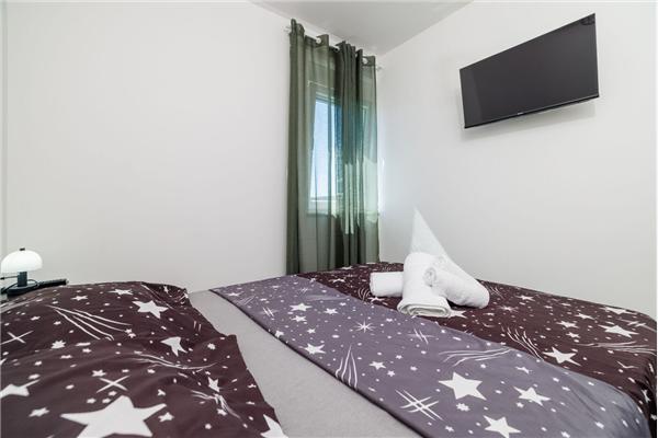 House K1, for 11 persons