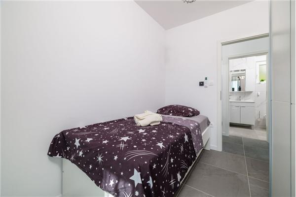 House K1, for 11 persons