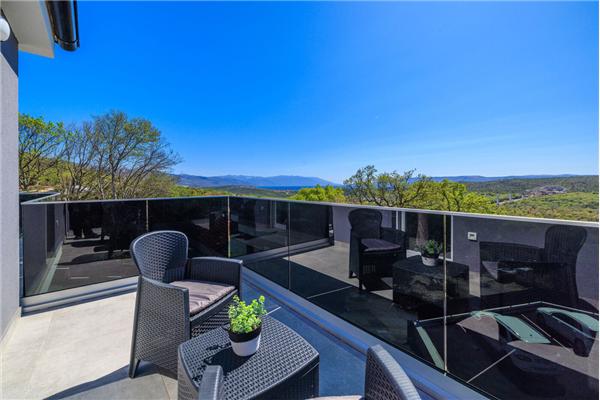 House K1, for 11 persons