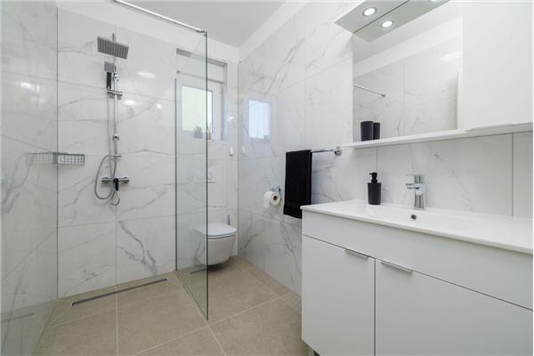 House K1, for 11 persons