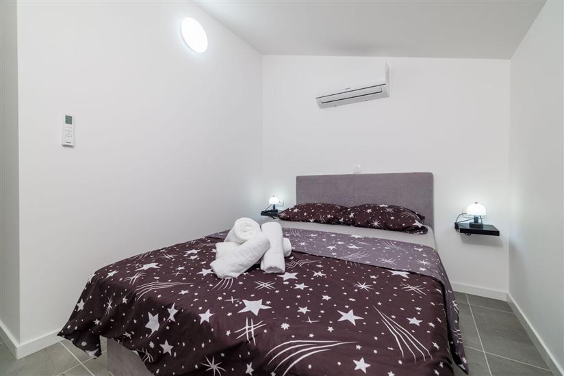 House K1, for 11 persons