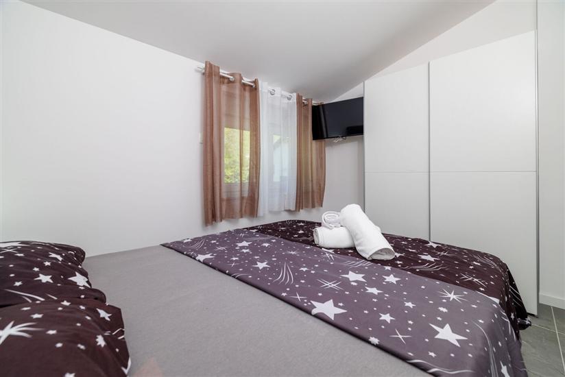 House K1, for 11 persons