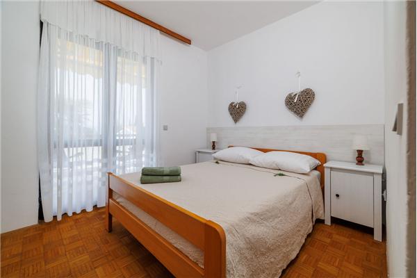 Apartment A1, for 7 persons