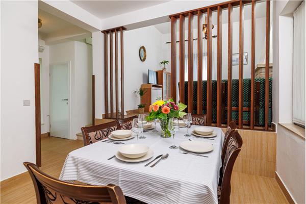 Apartment A1, for 7 persons