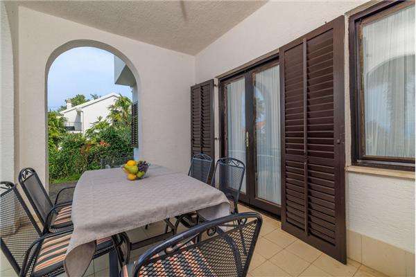 Apartment A1, for 7 persons