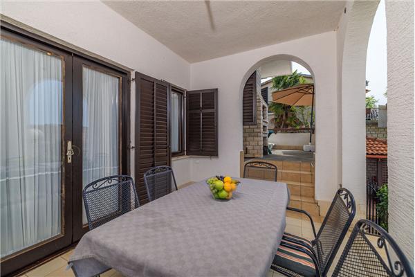 Apartment A1, for 7 persons