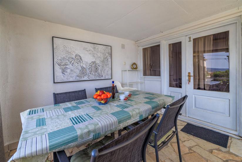 Apartment A1, for 2 persons