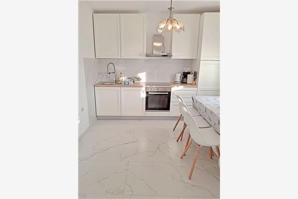 Apartment A1, for 6 persons