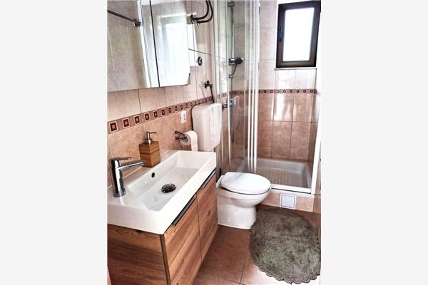 Apartment A2, for 5 persons