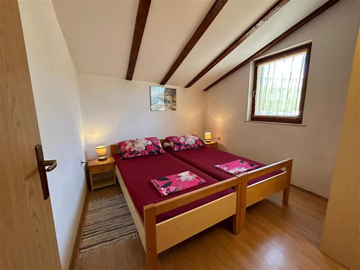 Apartment A4, for 4 persons