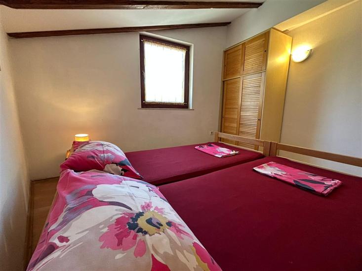 Apartment A4, for 4 persons
