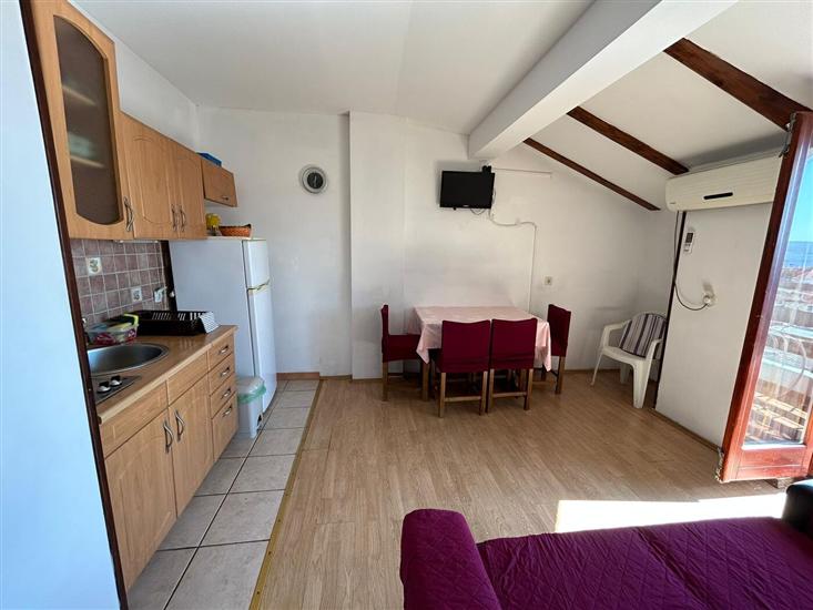 Apartment A4, for 4 persons