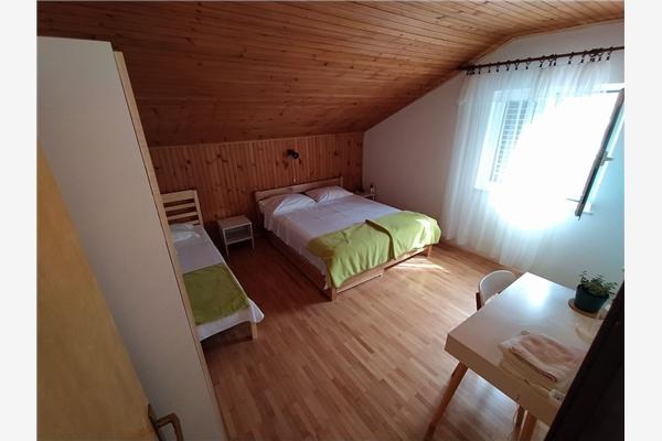 Apartment A1, for 8 persons