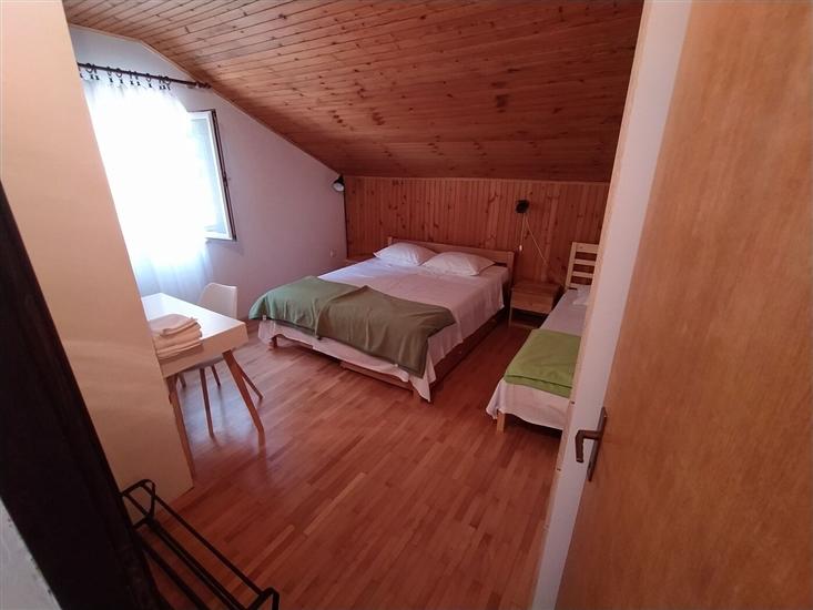 Apartment A1, for 8 persons