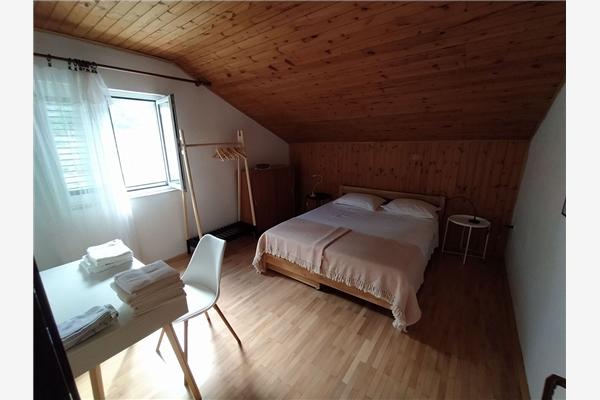 Apartment A1, for 8 persons