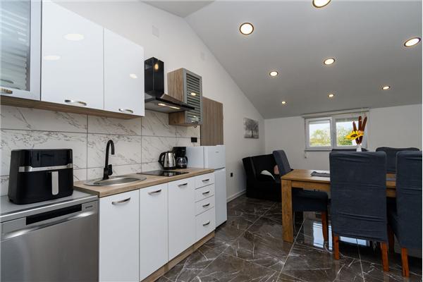 Apartment A1, for 5 persons