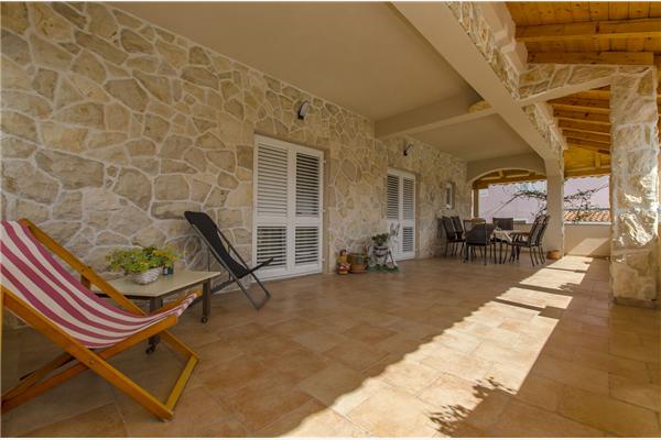 Apartment A1, for 6 persons