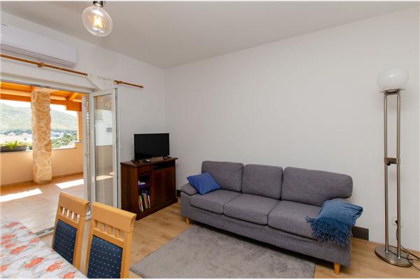 Apartment A1, for 6 persons