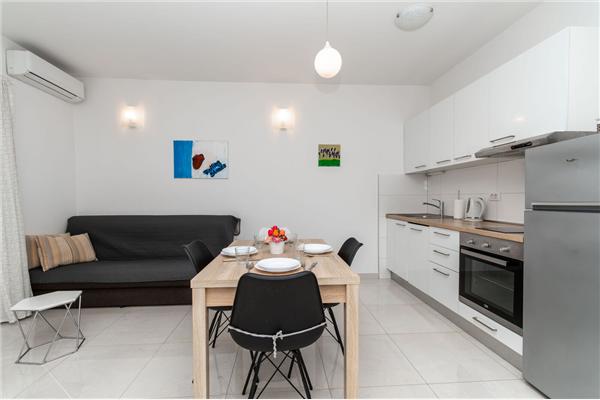 Apartment A2, for 3 persons