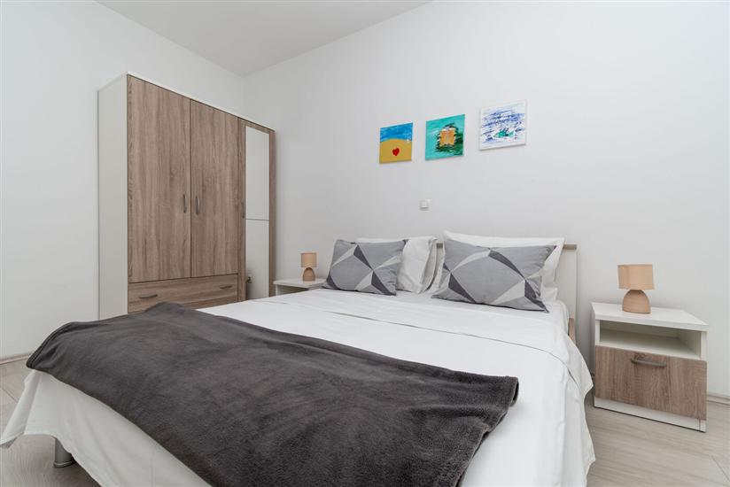 Apartment A2, for 3 persons