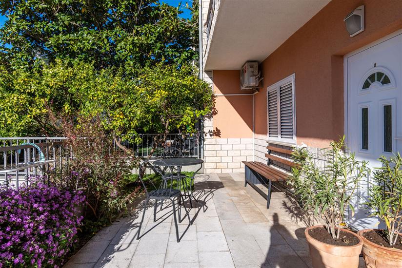 Apartment A2, for 3 persons