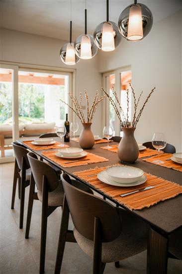 House , for 8 persons