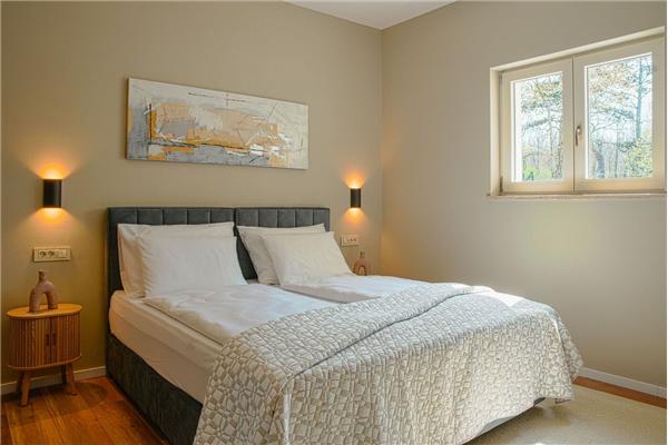 House , for 8 persons