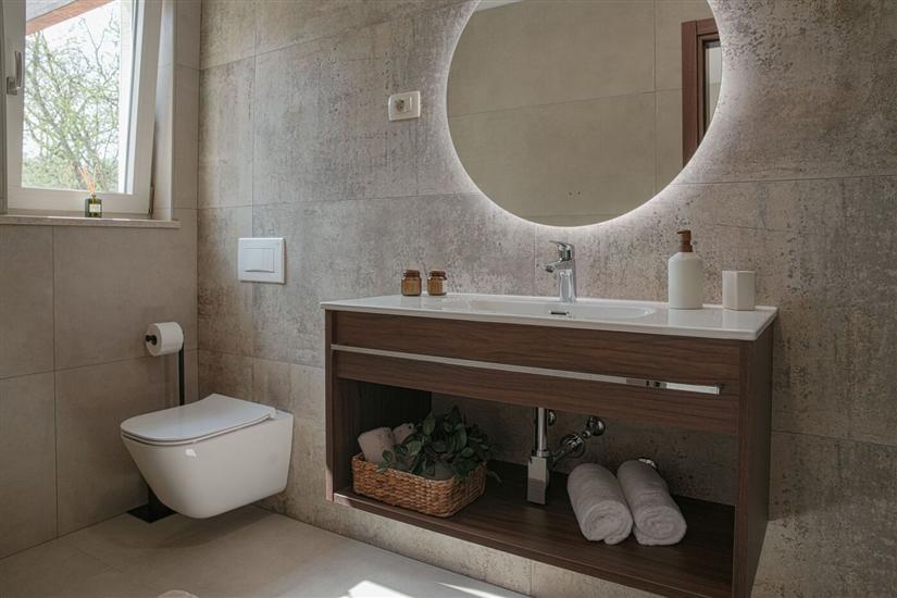 House , for 8 persons