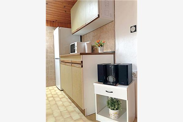 Apartment A1, for 5 persons