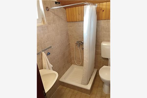 Apartment A1, for 5 persons