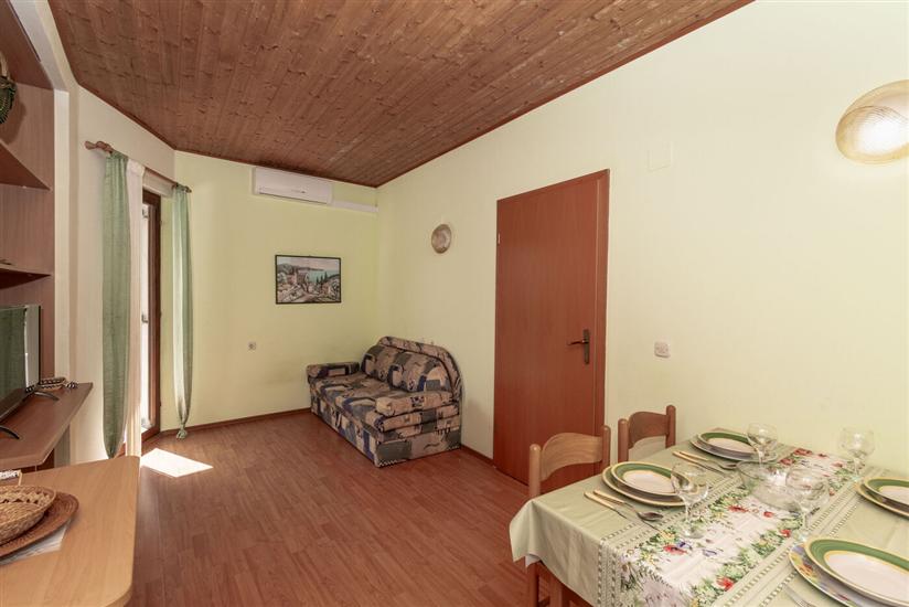 Apartment A2, for 4 persons