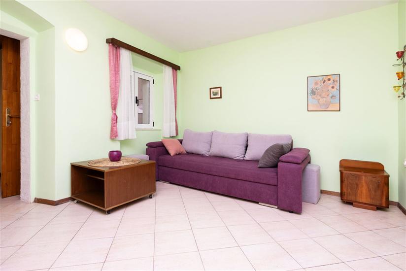 Apartment A1, for 5 persons